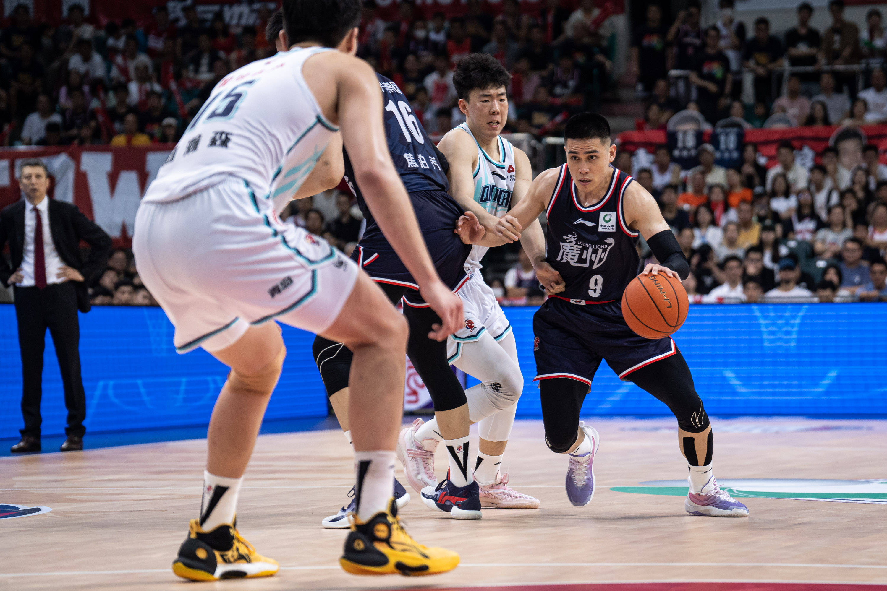 但從場上表 但從場上表